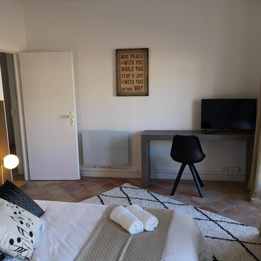 Suite Familiale Saint-Exupery-Spacieux-Hypercentre-Wifi-Velo Кастелнодари Екстериор снимка